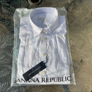 Banana Republic non-iron fitted button up
